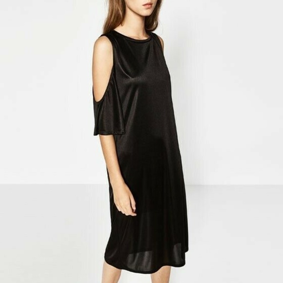 Zara Dresses & Skirts - zara midi dress